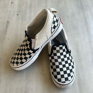 Vans classic shoes
